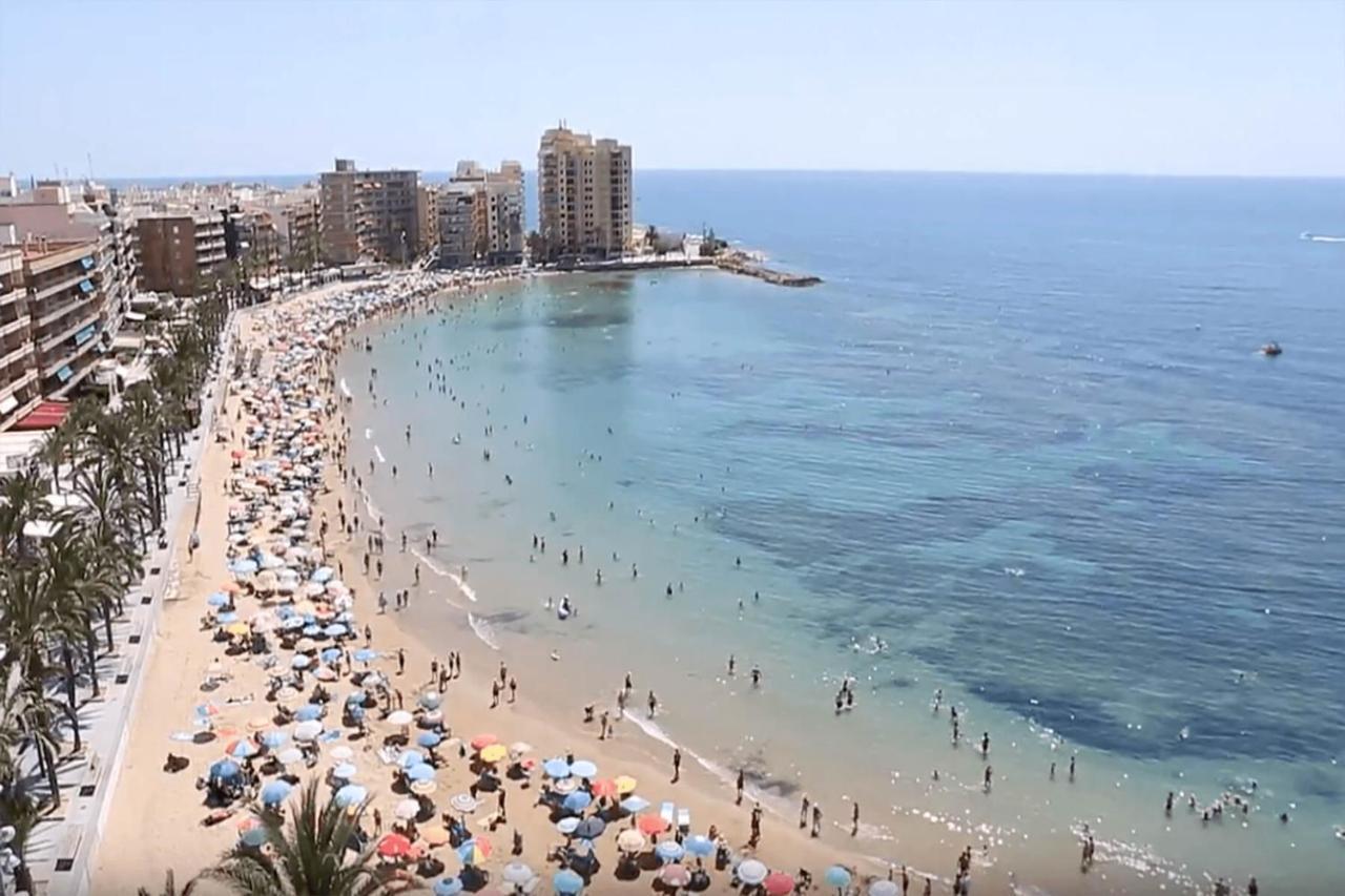 Apartmán Piso Centro Ciudad Club Nautico Torrevieja Exteriér fotografie