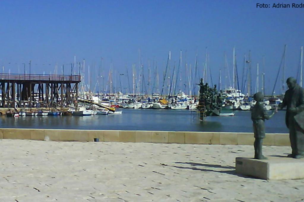 Apartmán Piso Centro Ciudad Club Nautico Torrevieja Exteriér fotografie