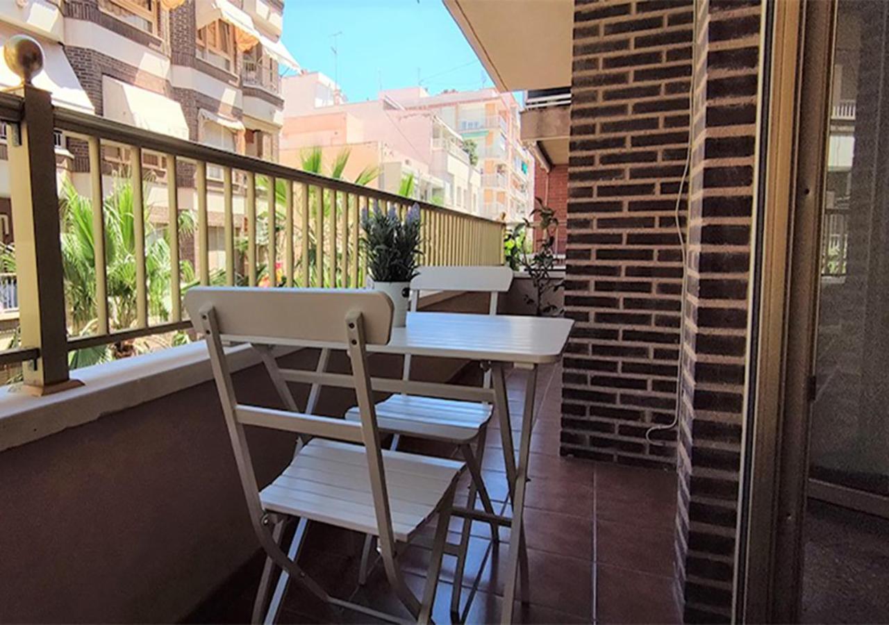 Apartmán Piso Centro Ciudad Club Nautico Torrevieja Exteriér fotografie